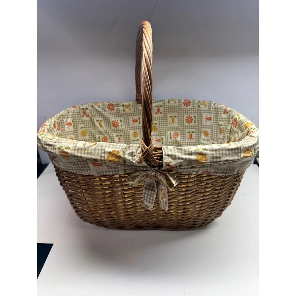 Vintage Wicker Picnic Basket Retro Floral Gingham Liner Cottagecore Boho Decor
